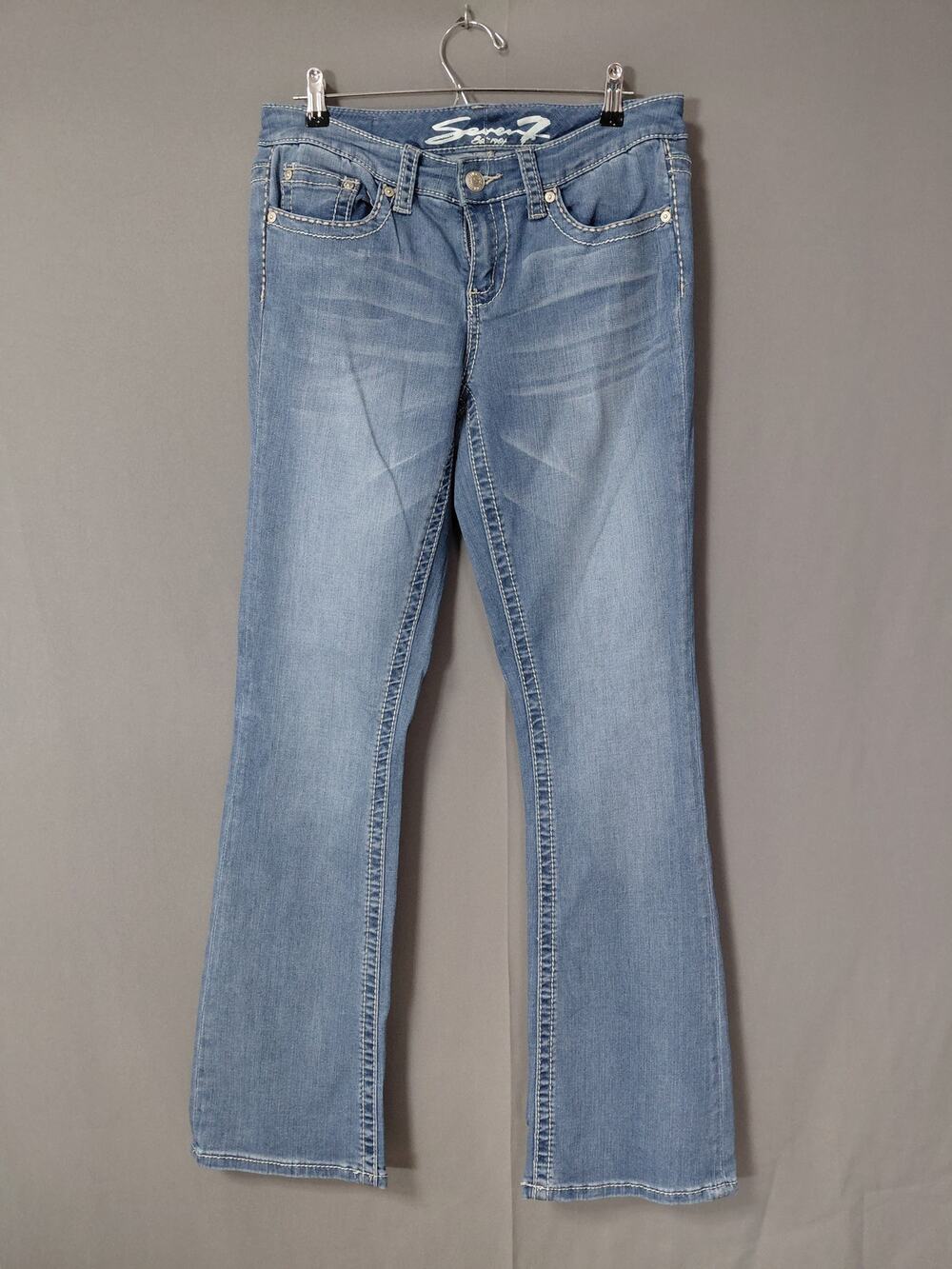 Seven7 Slim Boot Light Wash Embroidered Flap Pocket Jeans Women Size 12